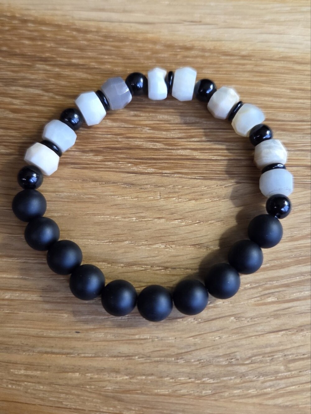 Cherry Sakura Agate & Black Onyx Beaded Stretch Bracelet | Handmade